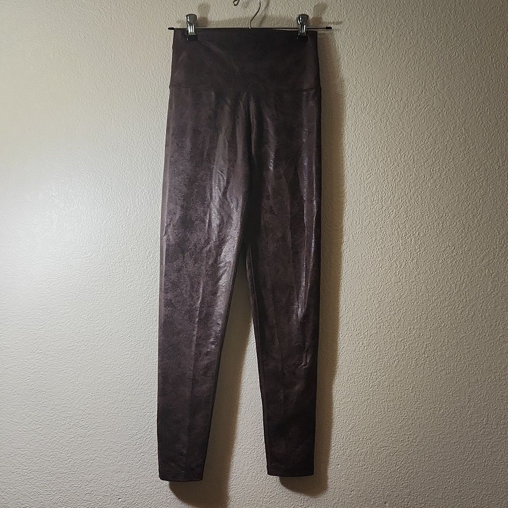 Offline by aerie faux leather leggings,‎ size small